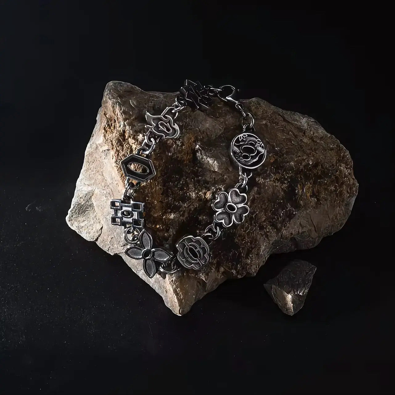 Hashira Chain Bracelet