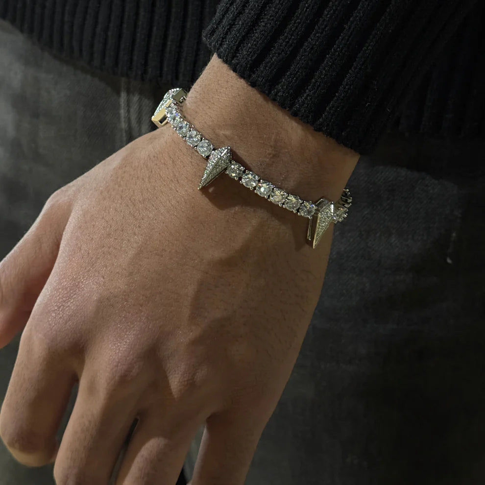 Kunai Bracelet- Naruto